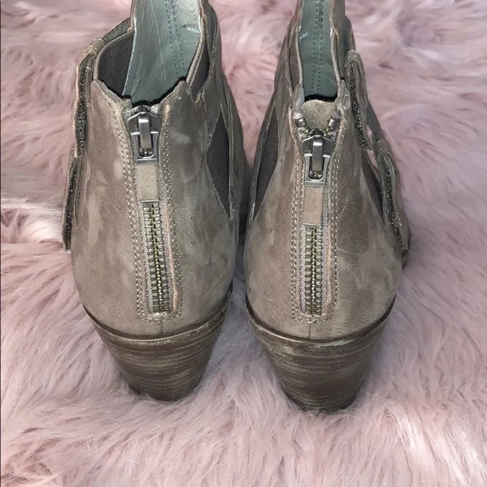 NEW Eileen Fisher Peep Toe Ankle Boots Taupe size 7.5